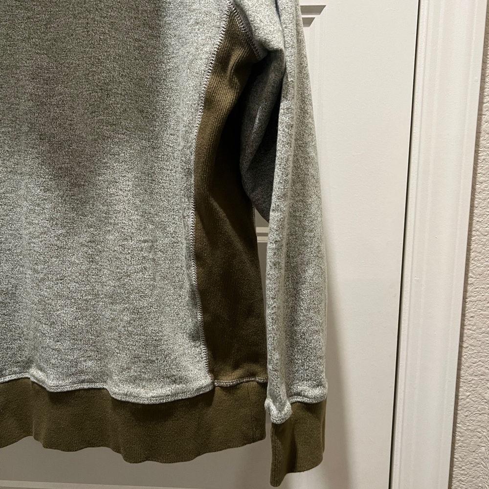 Benny Gold Men’s Hoodie – Green, Size Medium - Picture 8 of 9